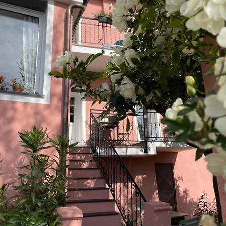 Ti Vengo A Cercare B&B Frühstückspension Castellaro (Liguria)